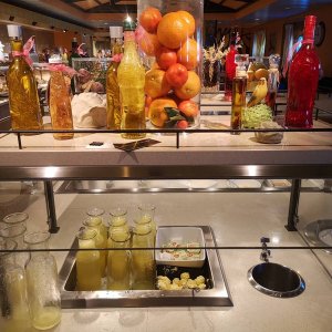 Aida-Prima-Crew-Restaurant-Juice-Station_0.jpg